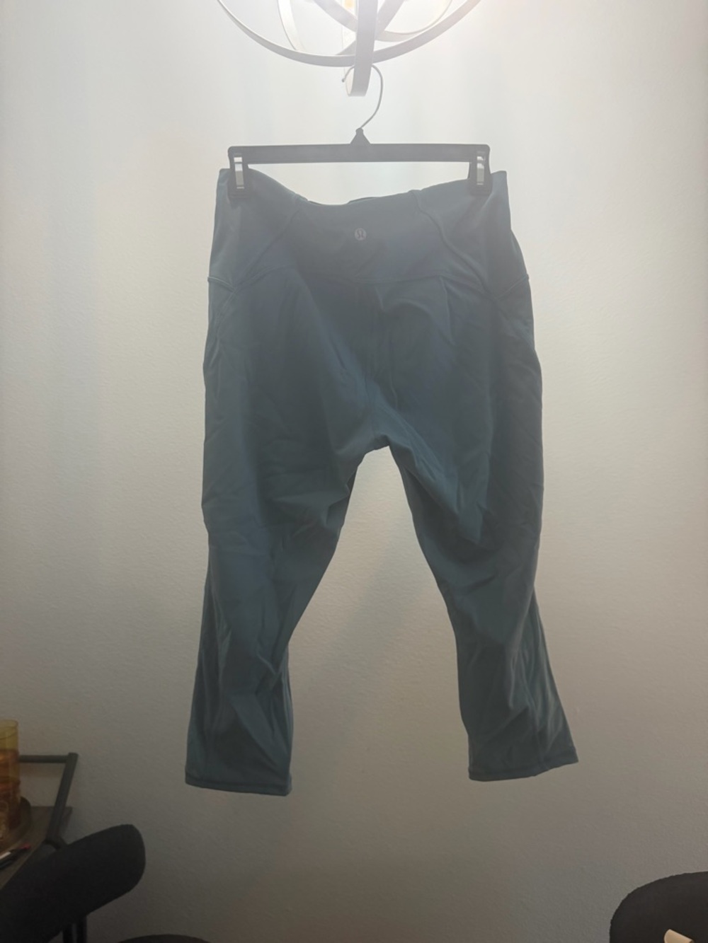 lululemon athletica women's Teal cropped legging